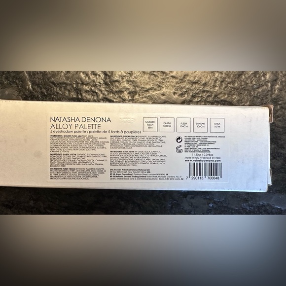 Metallic eyeshadow palette - Picture 2 of 2